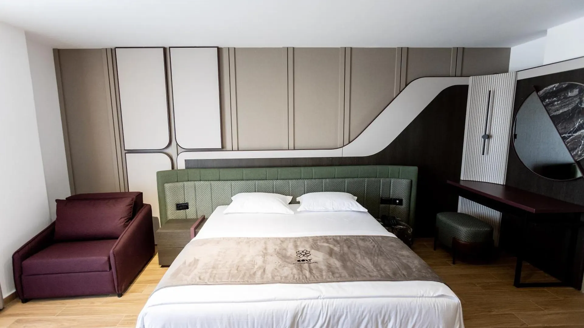 Bolt Boutique Hotel Lezhe