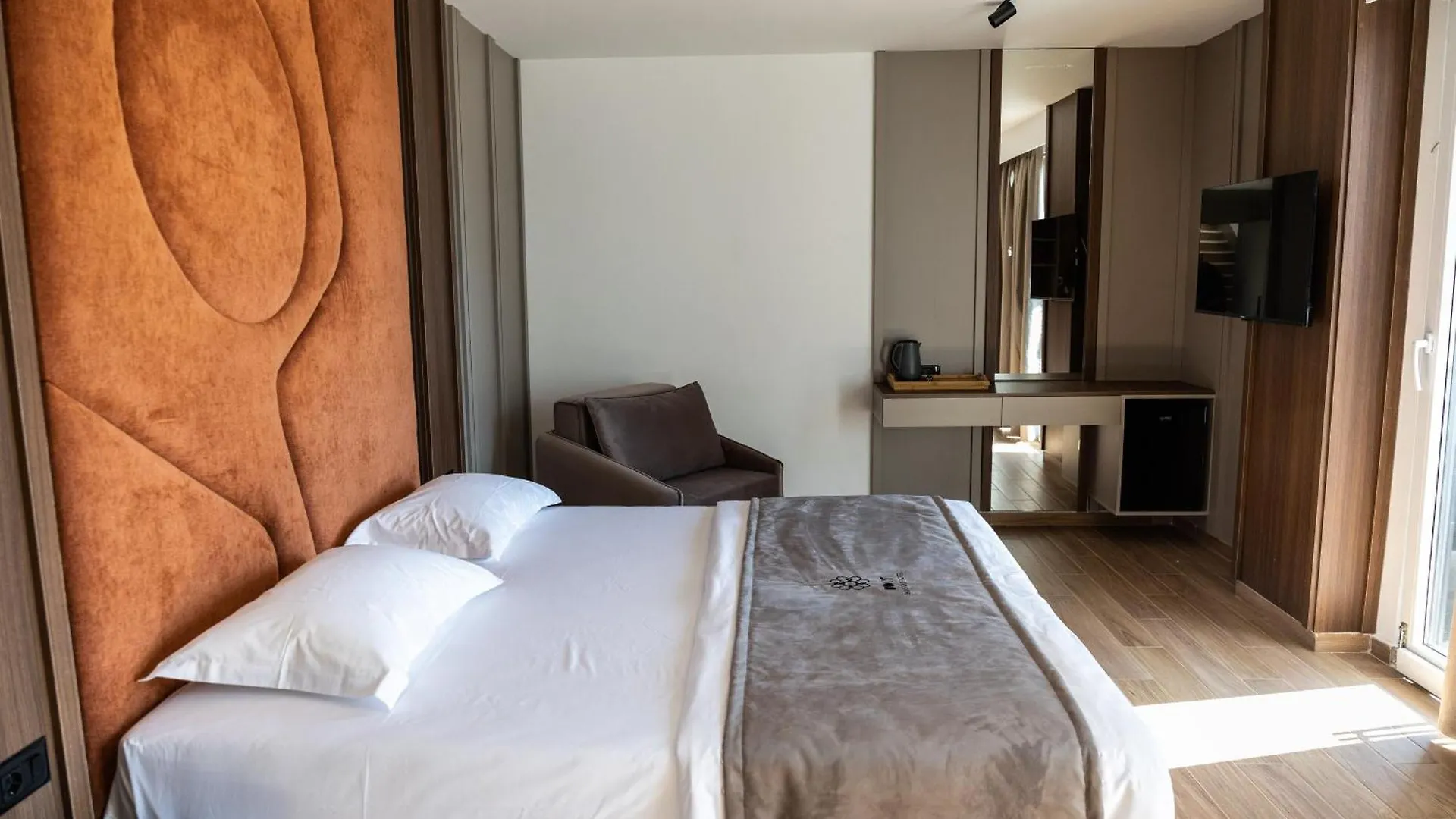 Bolt Boutique Hotel Lezhe