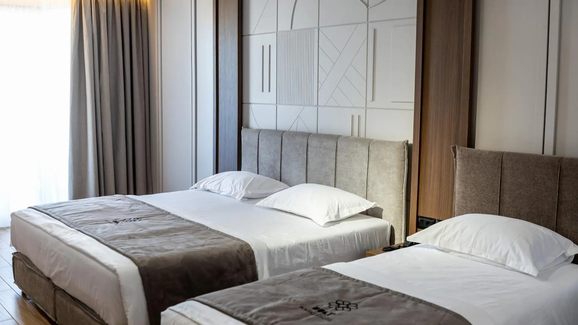 Bolt Boutique Hotel Lezhe 4*,  Albania
