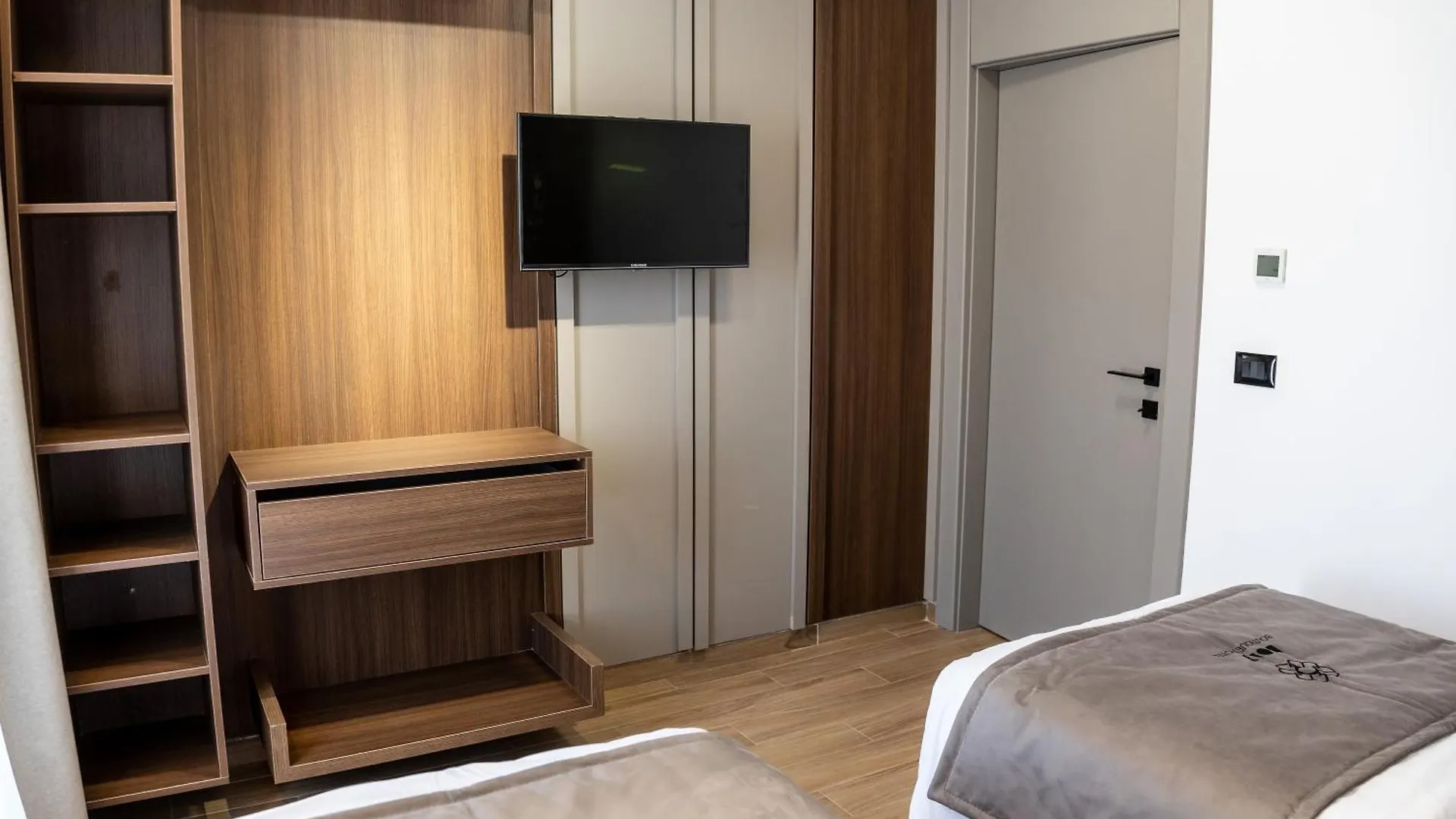 Bolt Boutique Hotel Lezhe